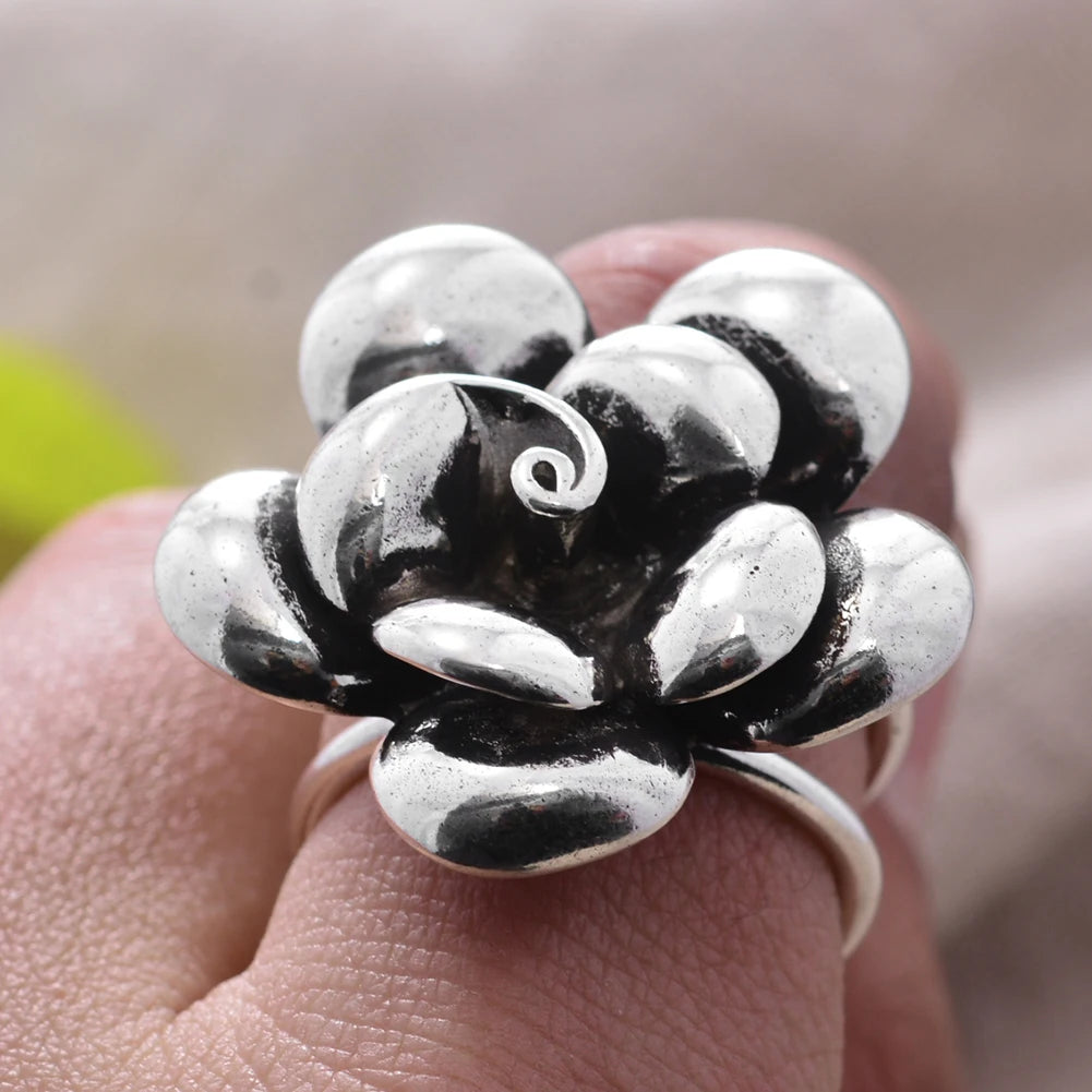 Exaggerate Big Flower Thai Silver Ladies Party Ring
