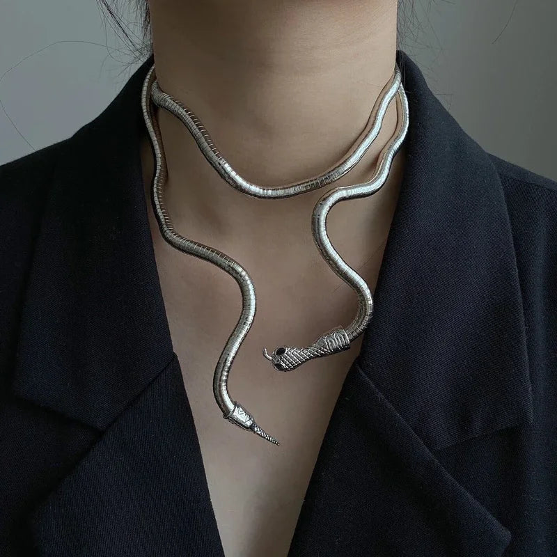 Adjustable Multilayer Metal Alloy Gold Black Color Cool Bendy Long Snake Chokers