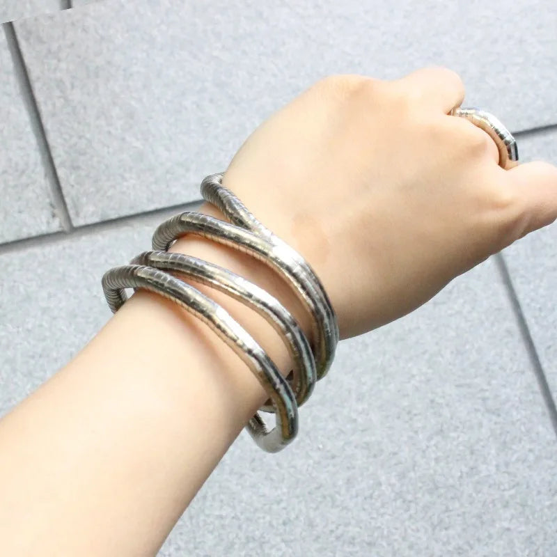 Men and Women Punk Hip-hop Style Snake Necklace Collarbone