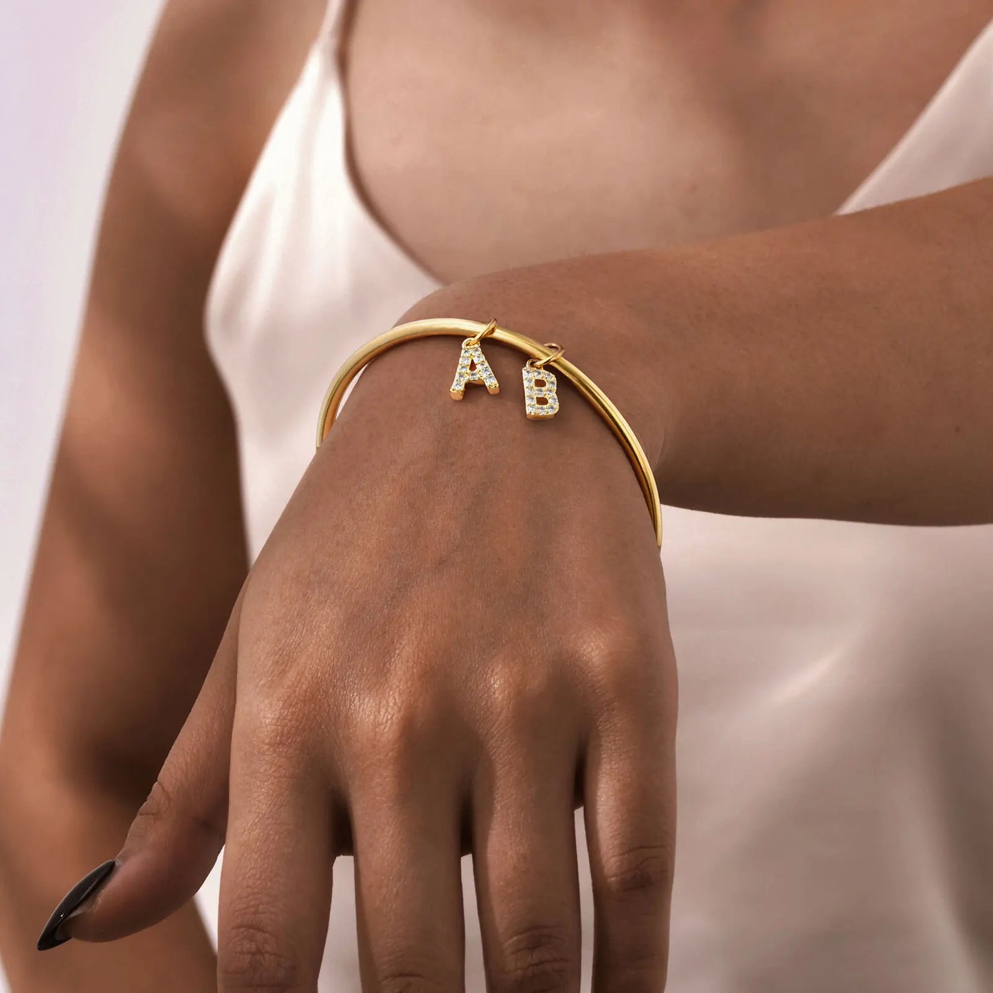 Vnox Personalized Name Bangle – Custom Zircon Charm Bracelet for Women