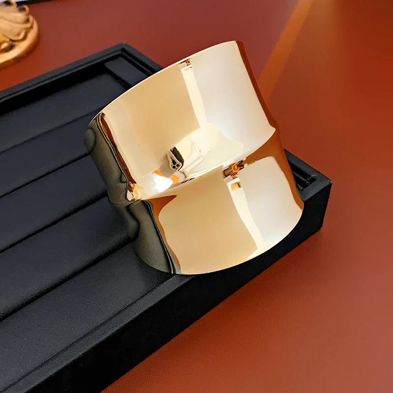 Exaggerated Golden Wide Hand Bracelet Punk Smooth Irregular Geometric Open Cuff Bangles for Women Men Wristband Jwelry Gifts