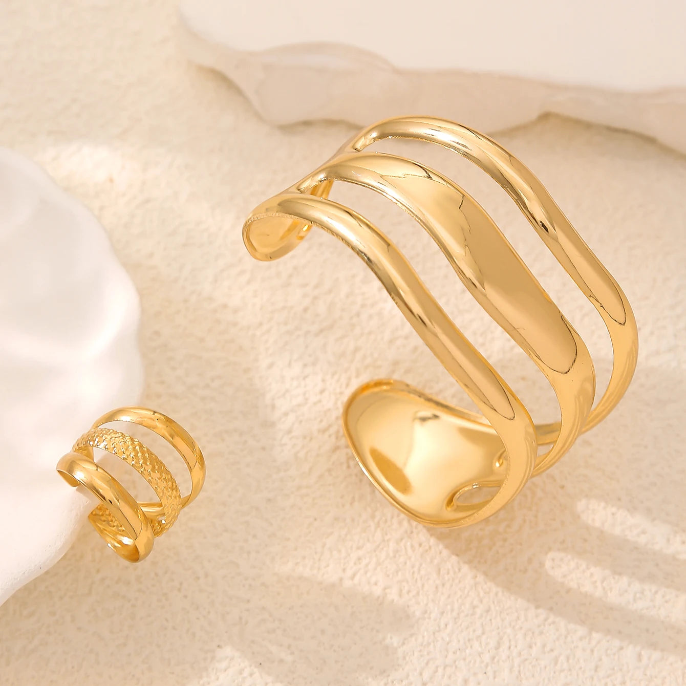 Personalized Exaggerated Geometric Hollow Bracelet  and Ring - Buy One Get One Free 🔥