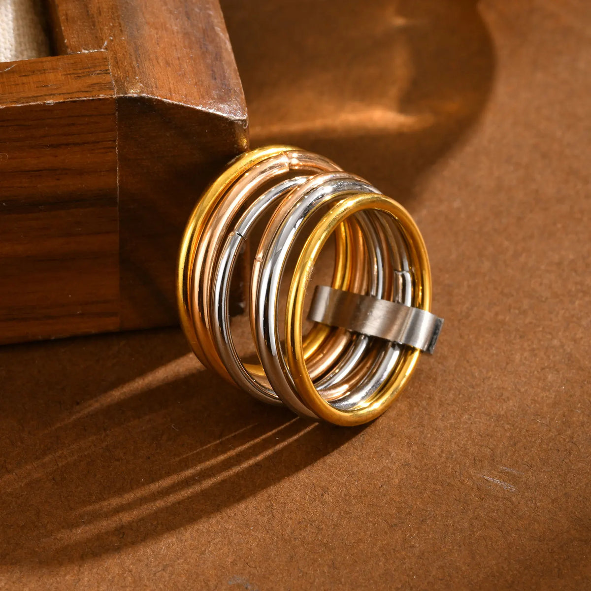 Chic 6Pcs Interlocked Stacking Rings for Women