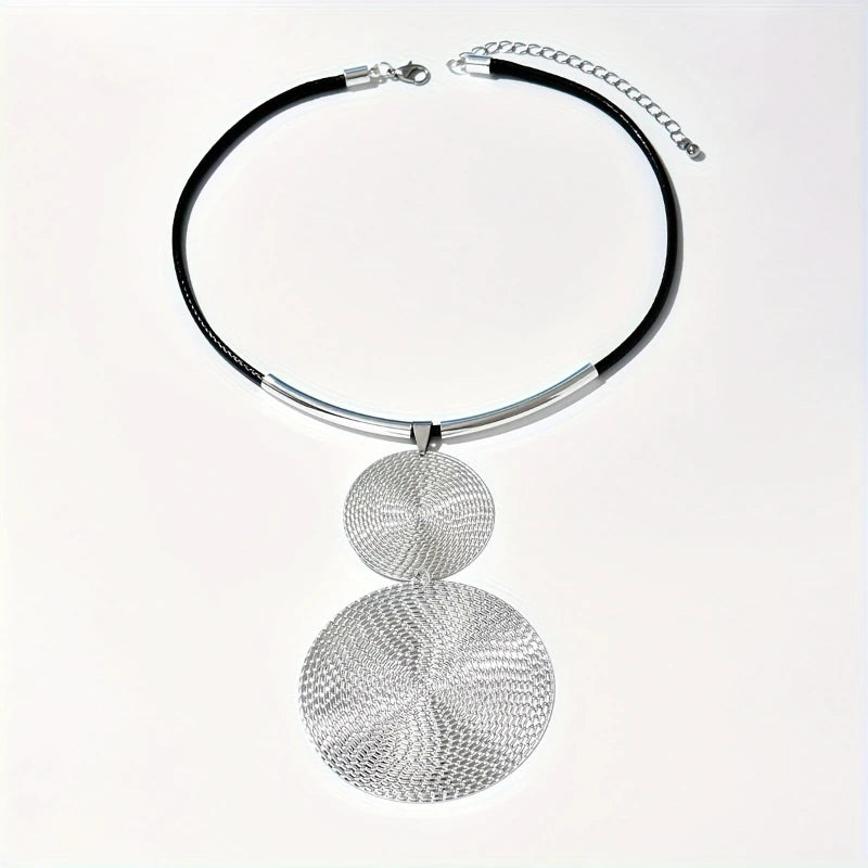 Bold Round Piece Pendant Necklace - Buy One Get One Free 🔥