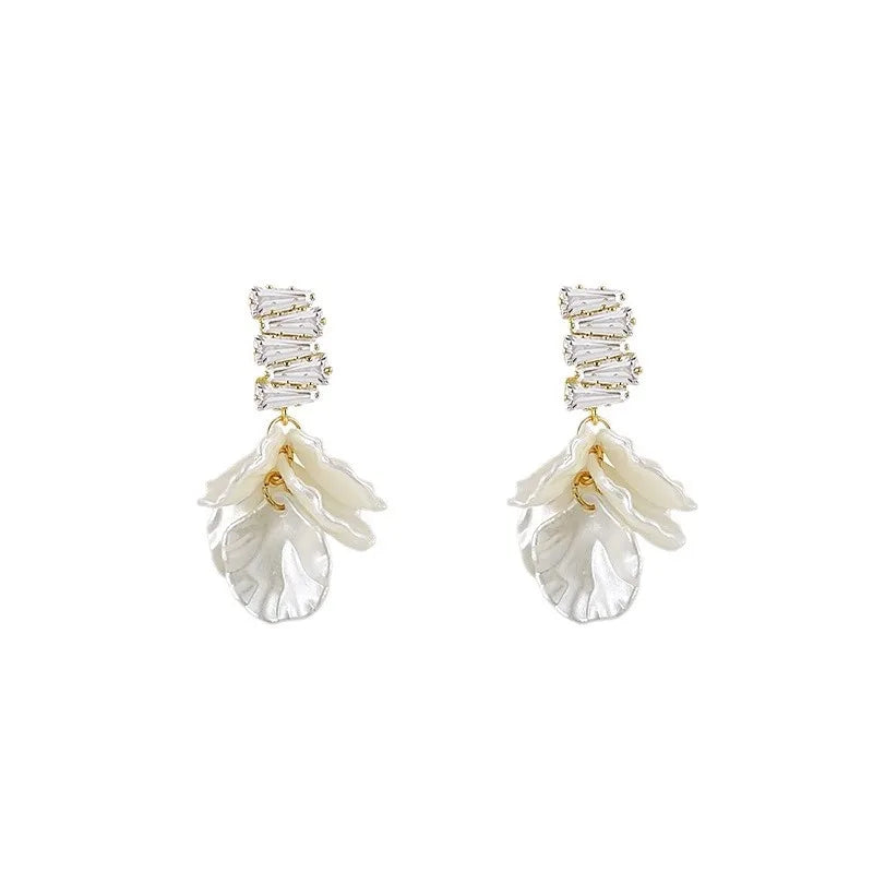 Shell Dangle Earrings White Crystal Zirconia Flower