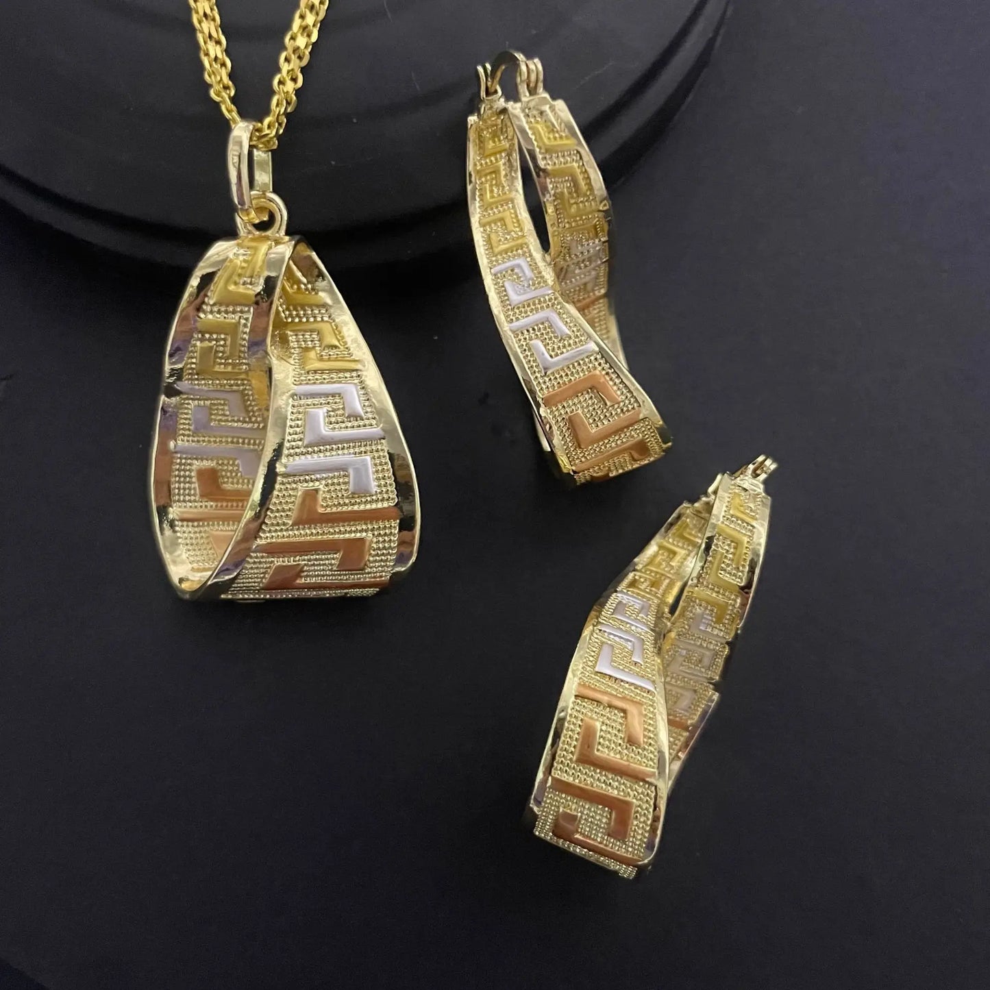 Luxury 18k Gold Plated Italian Jewellery Set - Buy One Get One Free 🔥