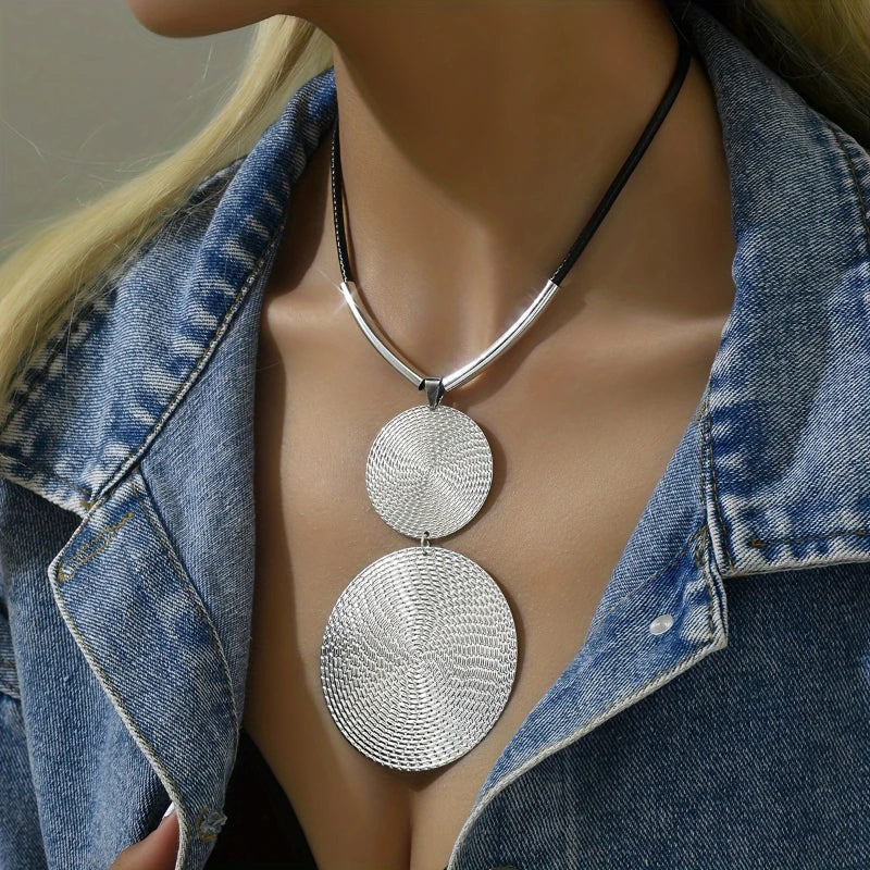 Bold Round Piece Pendant Necklace - Buy One Get One Free 🔥