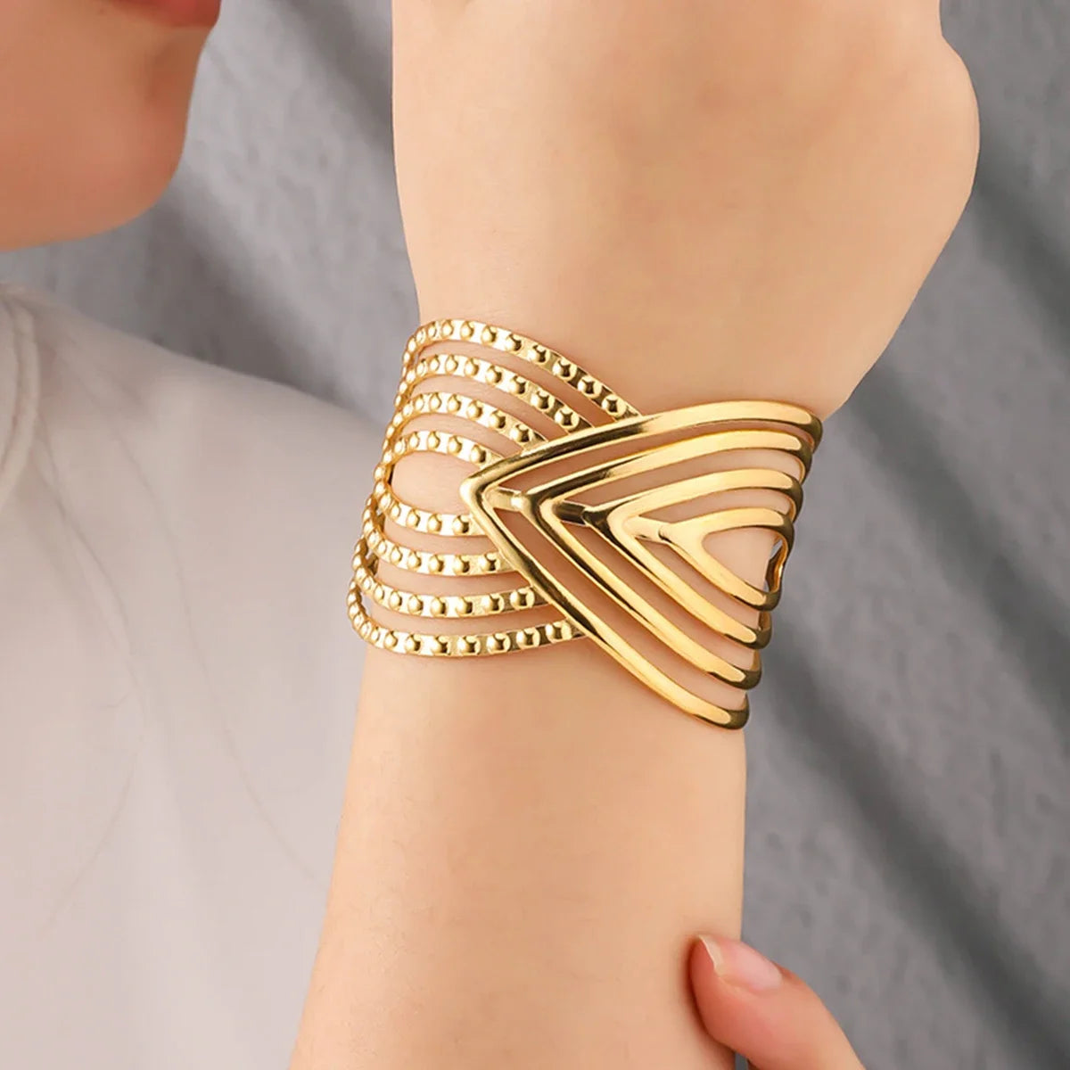 Hollow Geometry Opening Cuff Bangles for Women Gold-plated Stainless Steel