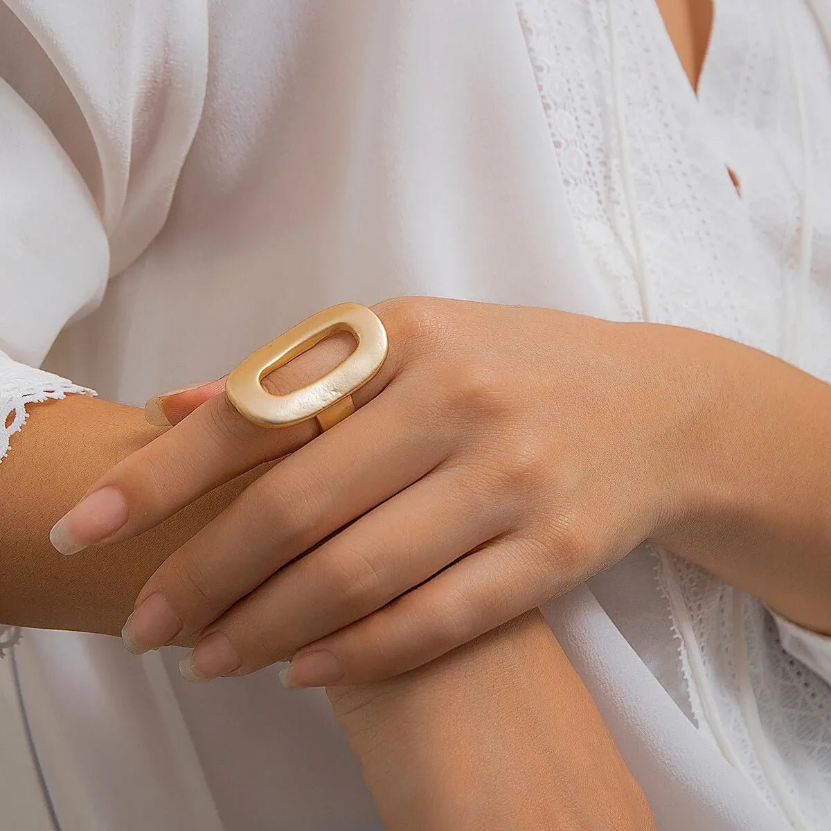 Exaggerated Big Hollow Out Geometric Oval Rings for Women Adjustable - BeeBeeBuys