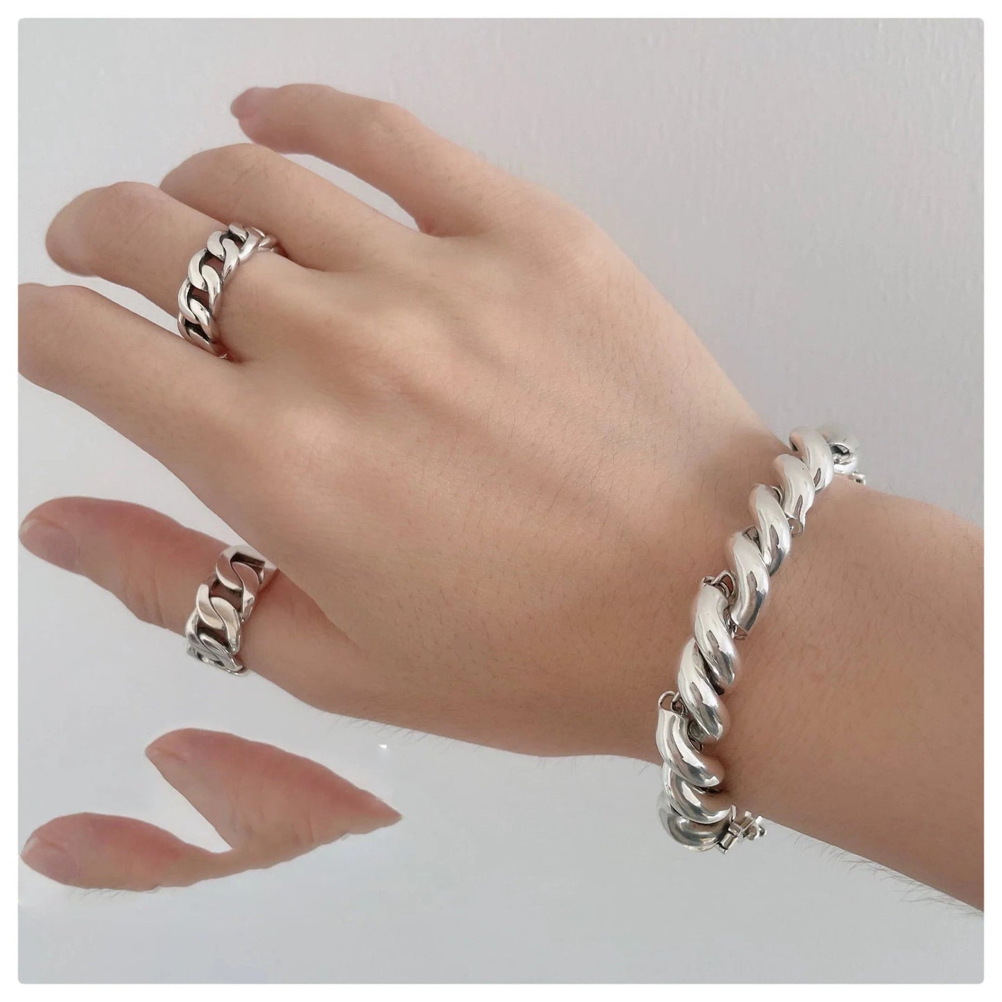 Geometric Adjustable Chain Ring - Buy One Get one Free - BeeBeeBuys