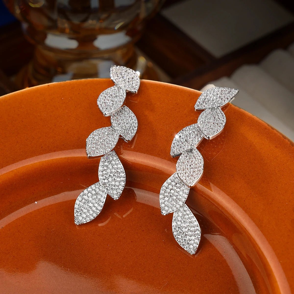 leaf petal wedding earrings inlaid with AAAAA zircon pendant - BeeBeeBuys