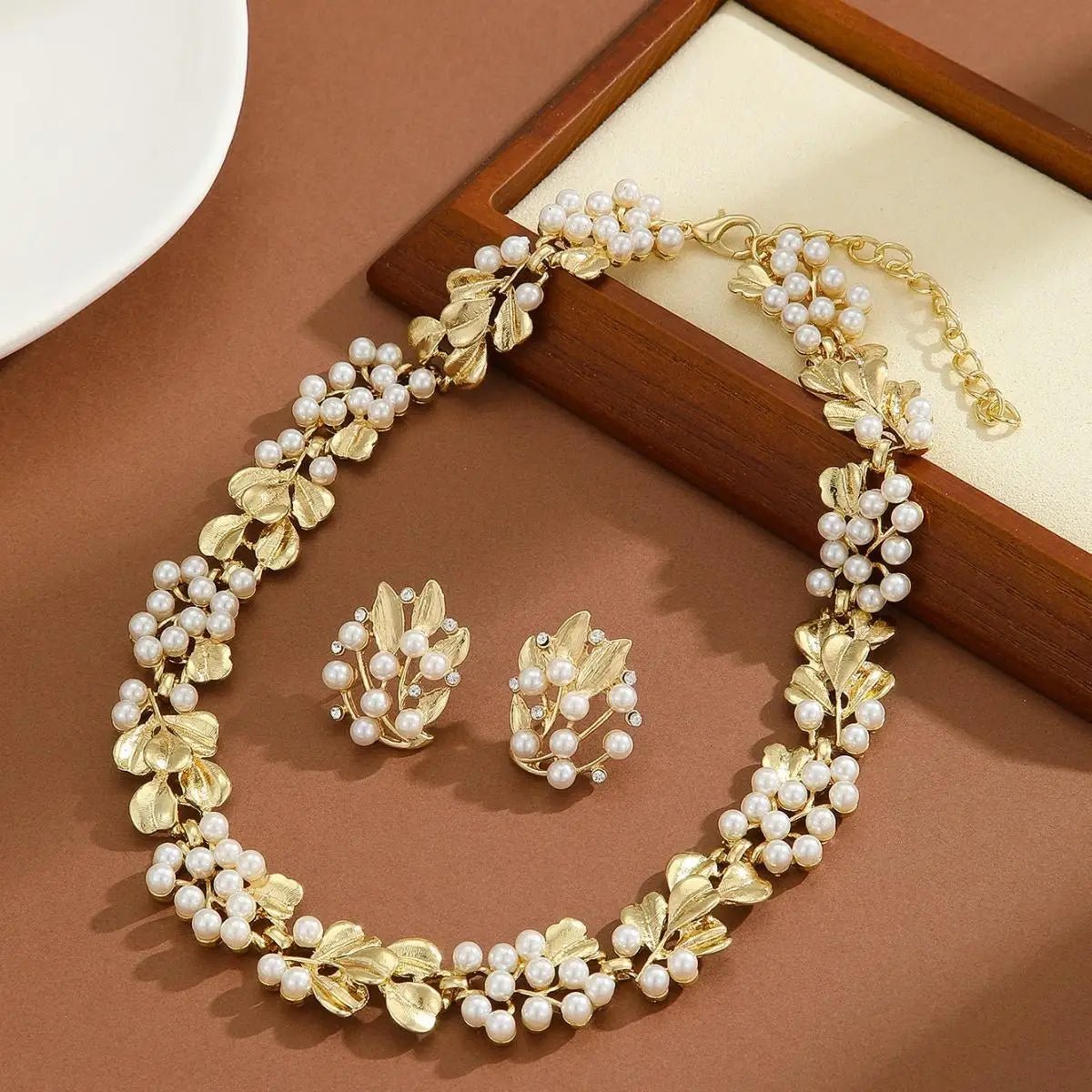 pearl necklace, earring set, versatile jewelry - BeeBeeBuys