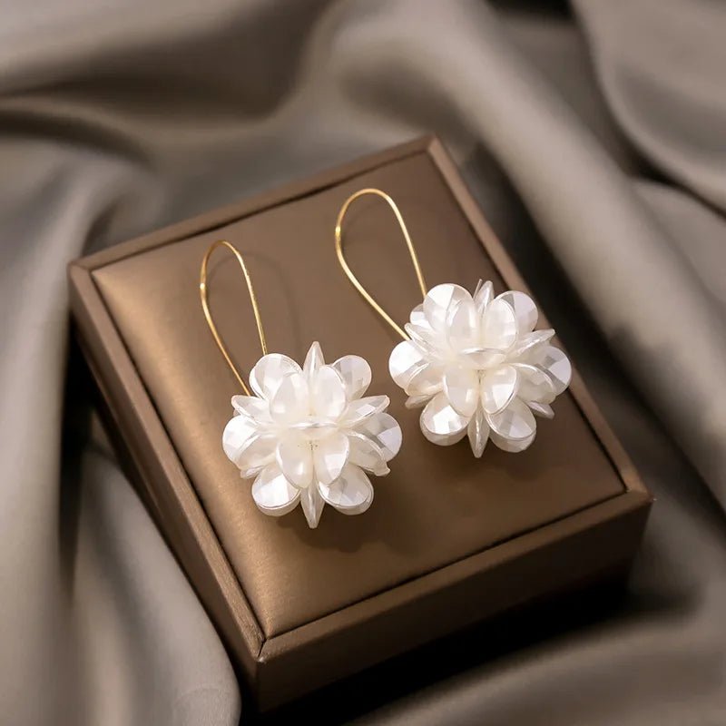 Shell Dangle Earrings White Crystal Zirconia Flower - BeeBeeBuys