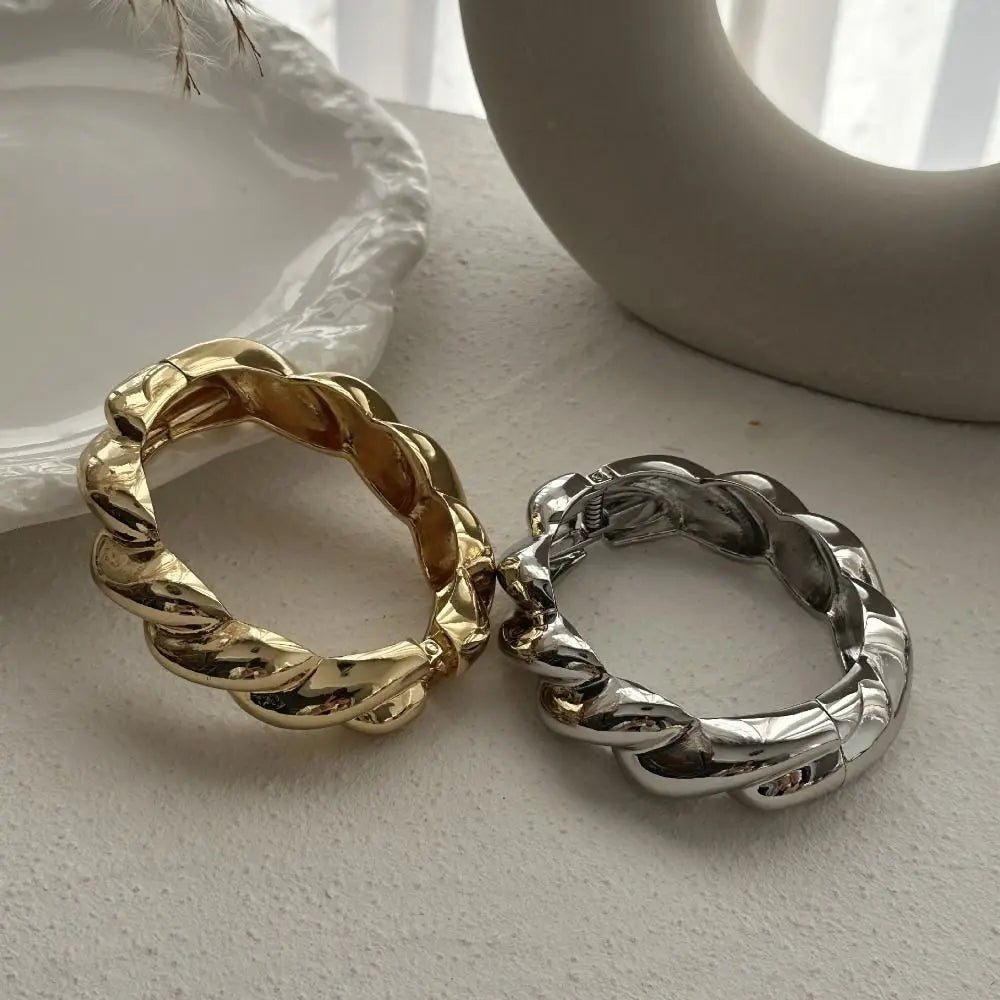 Vintage Metal Alloy Hollow Round Cuff Wide Banglestric Spring Bangles - BOGO 🔥 - BeeBeeBuys
