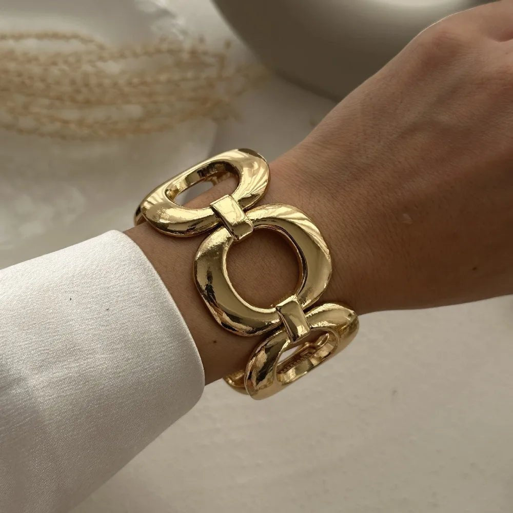 Vintage Metal Alloy Hollow Round Cuff Wide Banglestric Spring Bangles - BOGO 🔥 - BeeBeeBuys