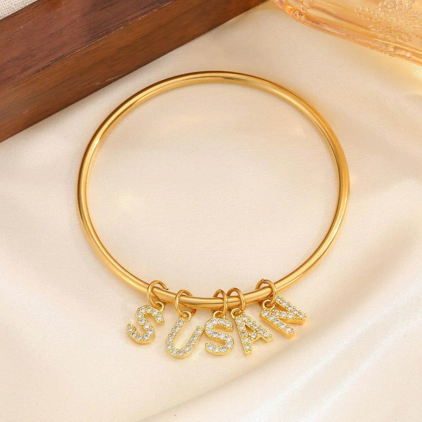 Vnox Personalized Name Bangle – Custom Zircon Charm Bracelet for Women - BeeBeeBuys